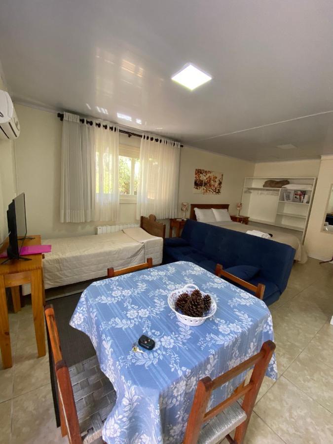 Pousada Ipe Amarelo E Quinta Dos Medeiros Bed & Breakfast Gramado Bagian luar foto